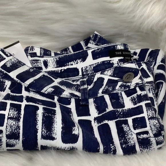 NWOT🫐 The Limited Women's Tailored Shorts - Picture 14 of 14